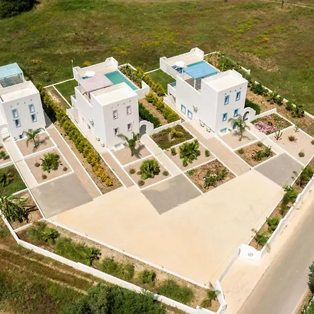 Xenos 5 With A Private Pool Near The Sea Villa