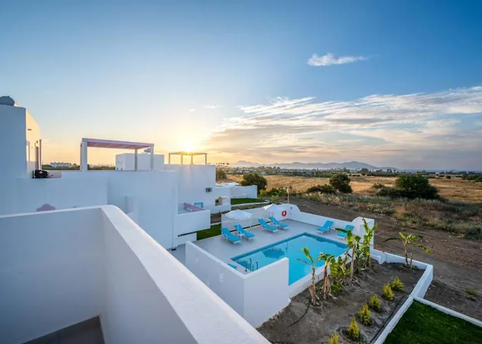 Villa Xenos 5 With A Private Pool Near The Sea Tigaki