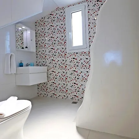 Willa Xenos 5 With A Private Pool Near The Sea *