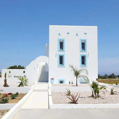 Villa Xenos 5 With A Private Pool Near The Sea