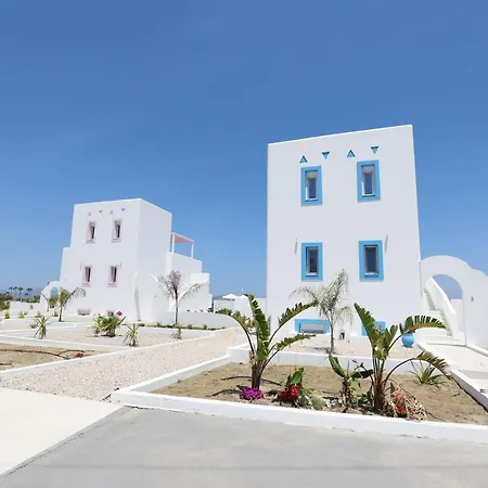 Xenos 5 With A Private Pool Near The Sea Tigaki