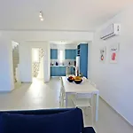 Xenos 5 With A Private Pool Near The Sea * Tigaki