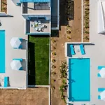 Xenos 5 With A Private Pool Near The Sea * Tigaki