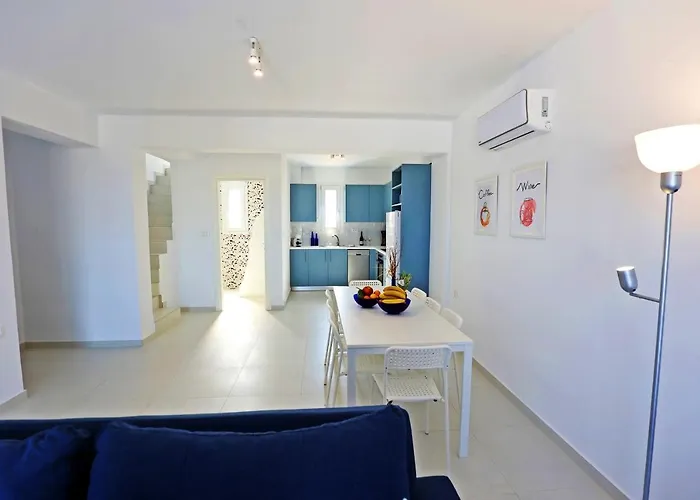 Xenos 5 With A Private Pool Near The Sea * Тигаки