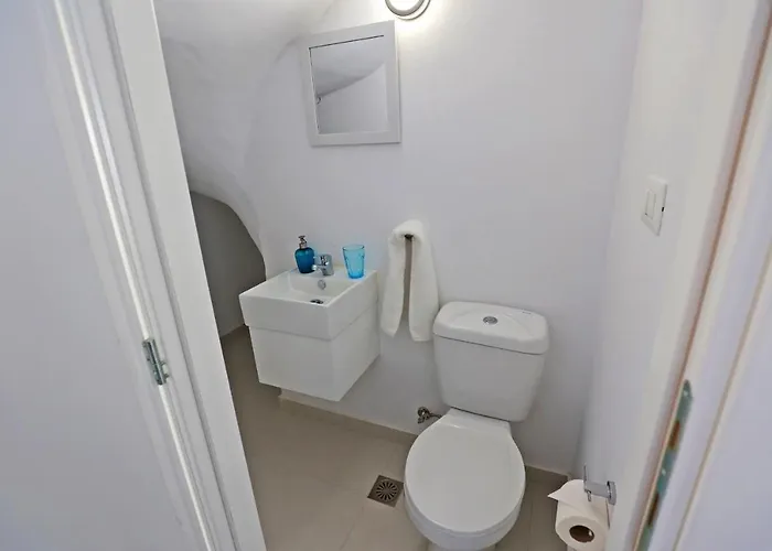 Xenos 5 With A Private Pool Near The Sea