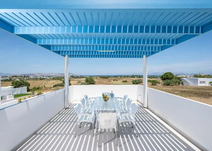 Xenos 5 With A Private Pool Near The Sea *