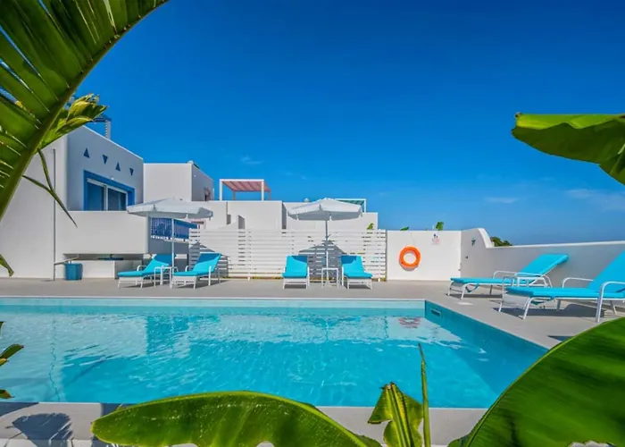 Вилла Xenos 5 With A Private Pool Near The Sea Тигаки